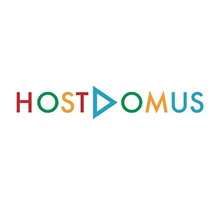Apartamento Hostdomus - Saturno Center *
