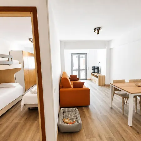 Hostdomus - Saturno Center *